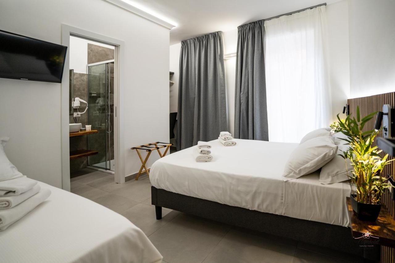 Humboldt Luxury Rooms Taormina Buitenkant foto