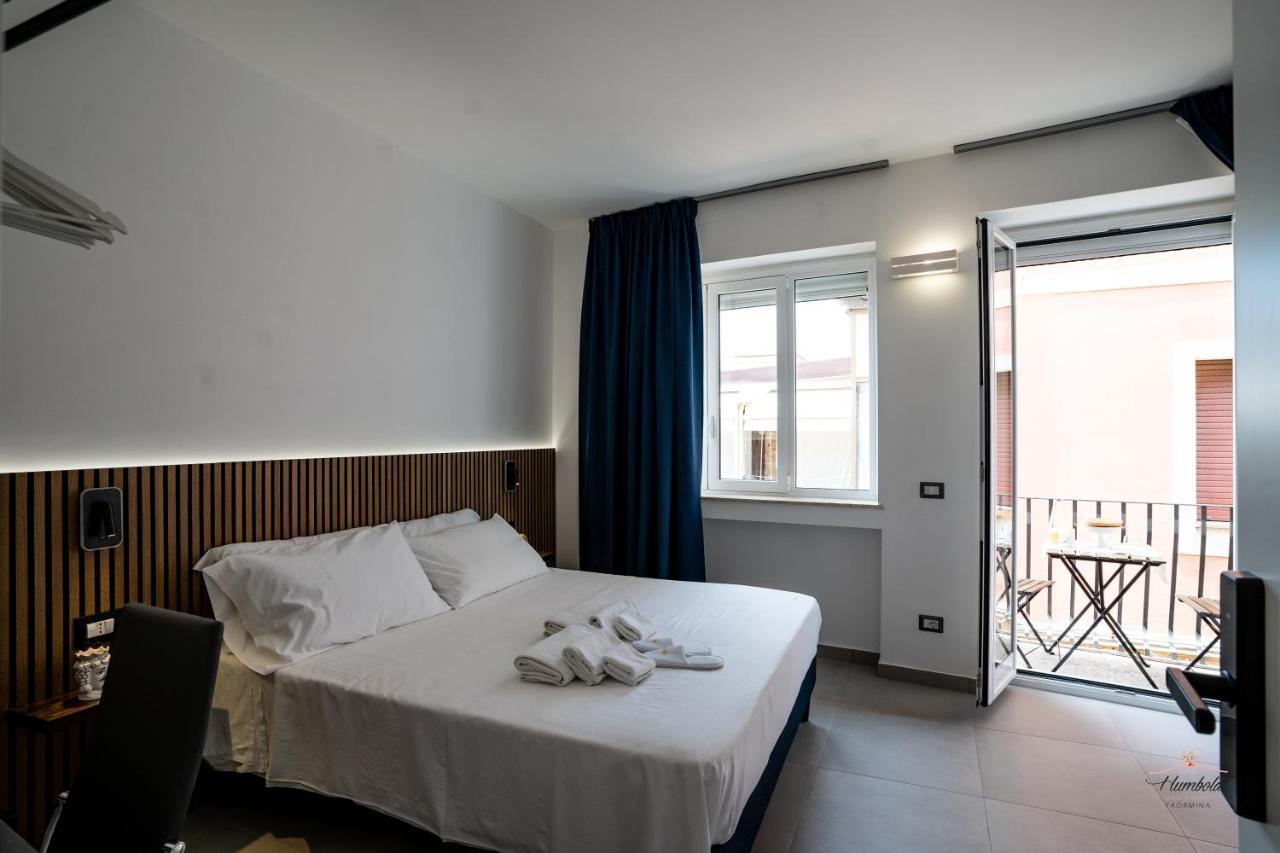 Humboldt Luxury Rooms Taormina Buitenkant foto
