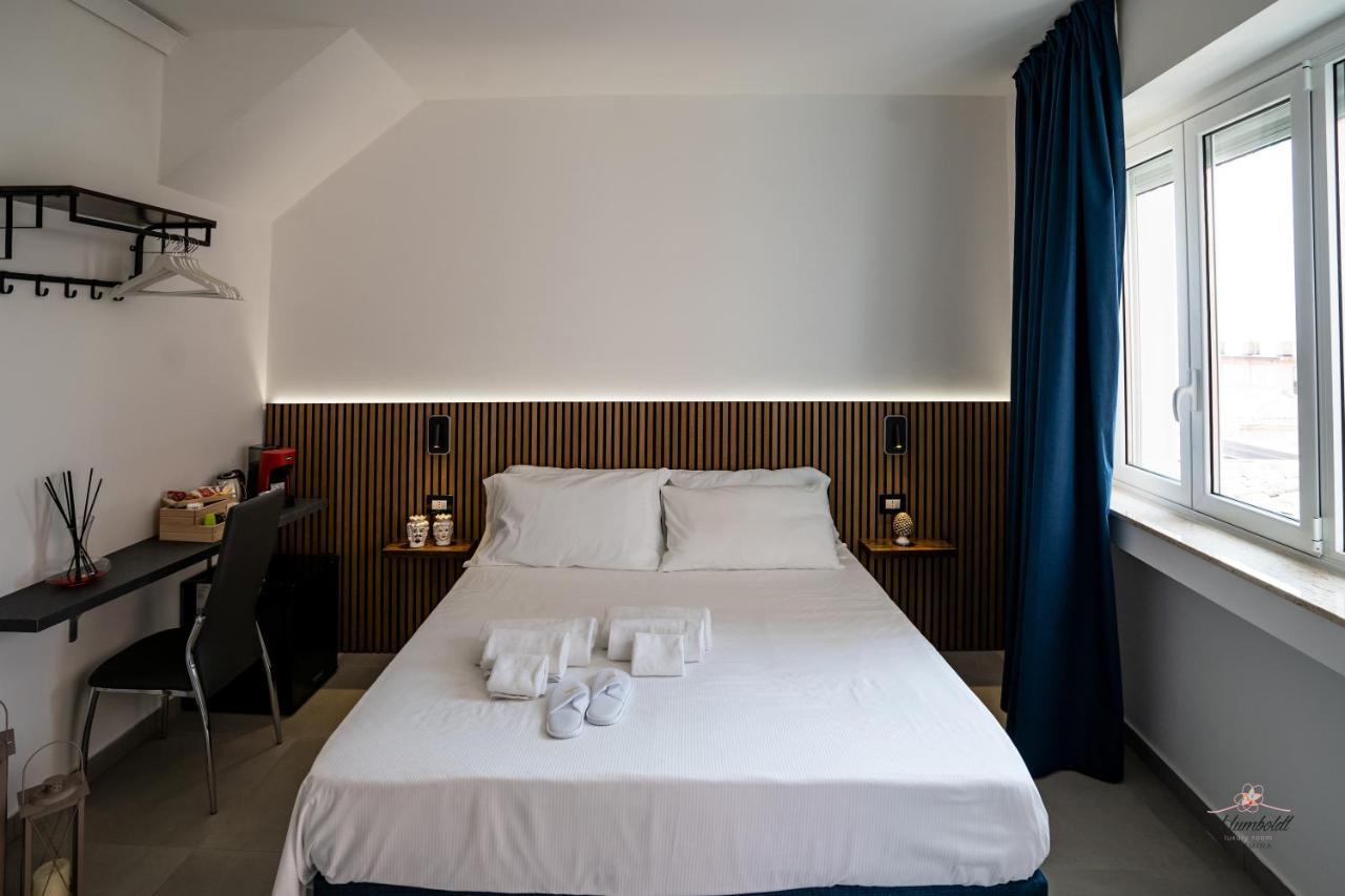 Humboldt Luxury Rooms Taormina Buitenkant foto
