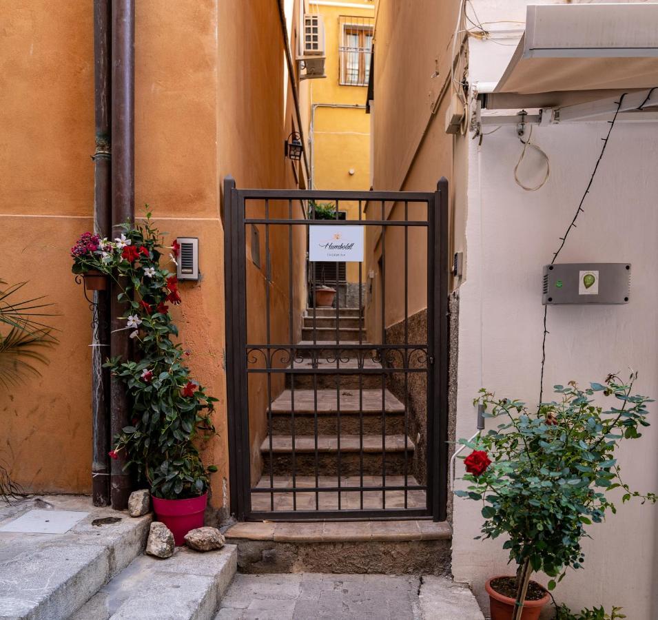 Humboldt Luxury Rooms Taormina Buitenkant foto