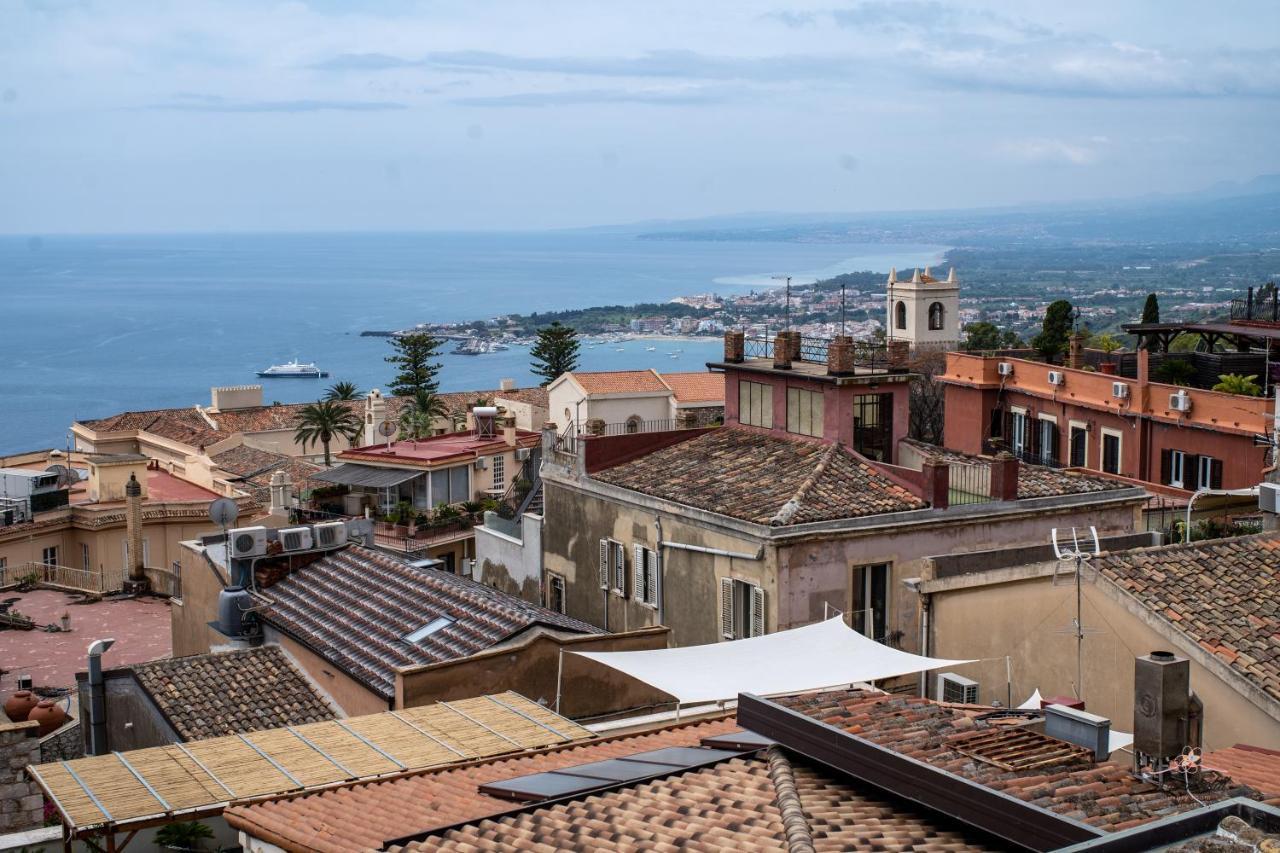Humboldt Luxury Rooms Taormina Buitenkant foto