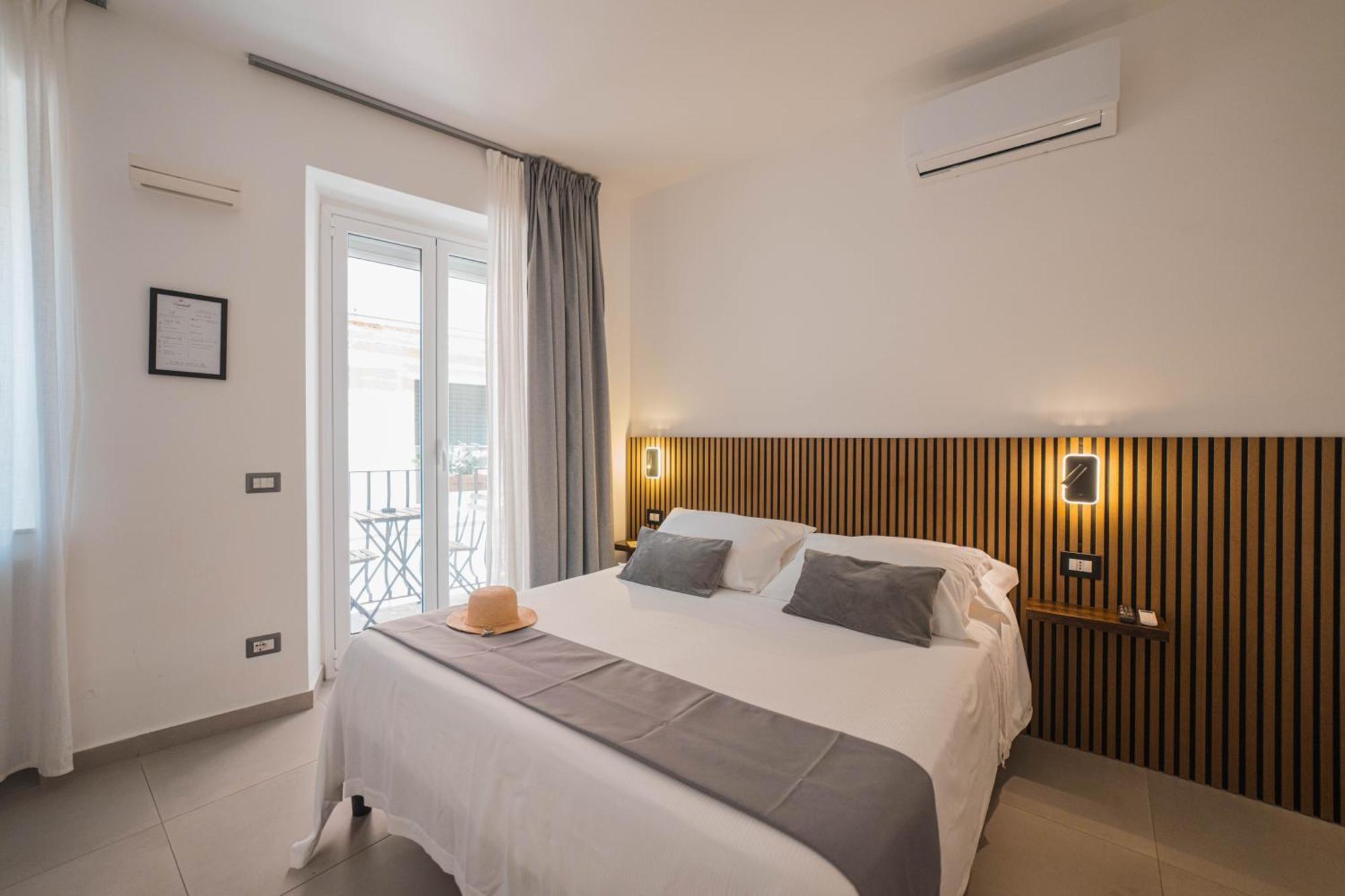 Humboldt Luxury Rooms Taormina Buitenkant foto