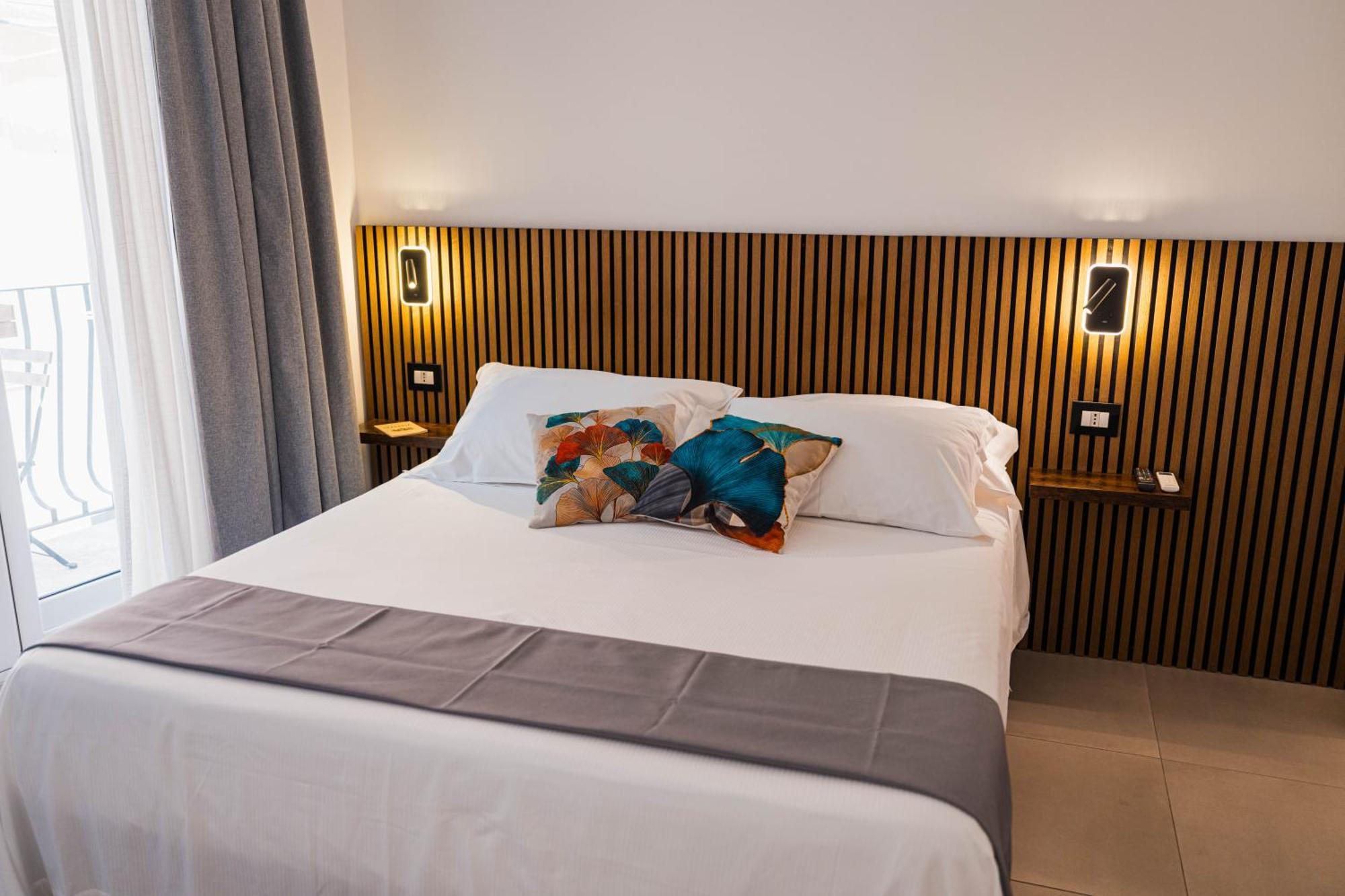 Humboldt Luxury Rooms Taormina Buitenkant foto