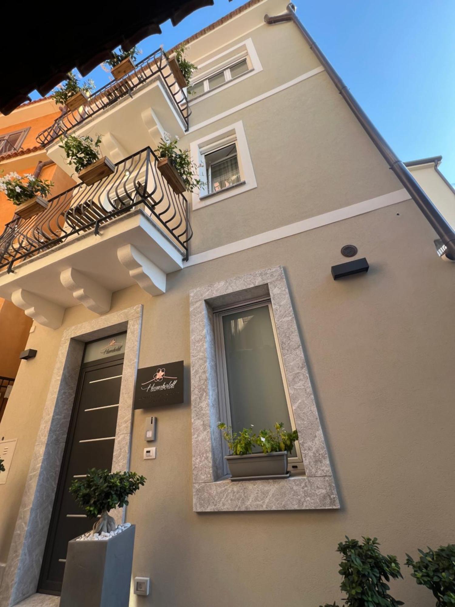 Humboldt Luxury Rooms Taormina Buitenkant foto